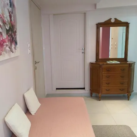 Ήσυχο Σπίτι Στη Ναύπακτο Apartment Nafpaktos Exterior photo